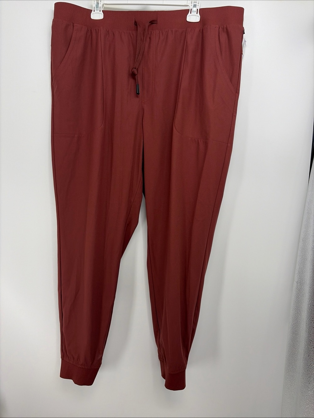 VRST Jogger Pants Mens 2XL Slim Fit Drawstring Waist New Rum Raisin
